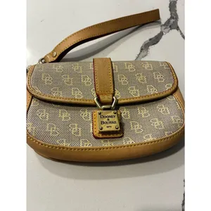 Dooney & Bourke Tan Signature Canvas Wristlet with Gold Hardware thumbnail 2