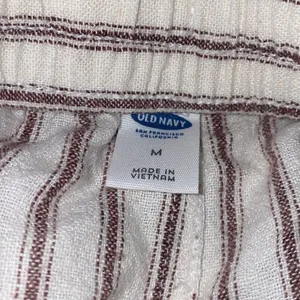 ✨ Old Navy Mid Rise Linen Blend Cropped Pants✨ thumbnail 4