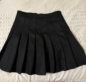 Medusa Black Mini Skirt Size M thumbnail 1