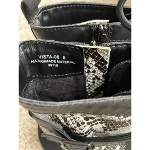 Boohoo Platform Combat Boots Lace Up Snake Print Sz 8 Steampunk Goth Whimsigoth thumbnail 6
