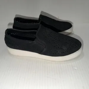 Vionic Shoes Womens 7.5 Black Leather Perforated Slip On Comfort Casual Sneakers thumbnail 3