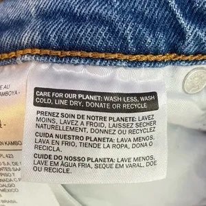 Levis Wedgie‎ Distressed Knee Jean in Blue Size 28 thumbnail 10