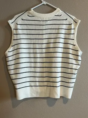 Target Sweater Vest Cream thumbnail 2