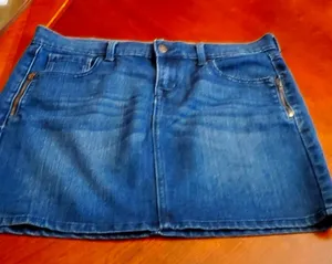 Old Navy denim Miniskirt Size 12 thumbnail 1