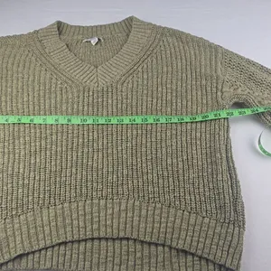 American Eagle Olive‎ Green V-neck Slouchy Sweater Small thumbnail 7