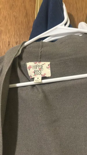 Cardigan thumbnail 2