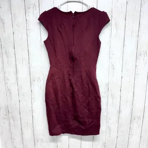 Lulus Dress Women Size Medium Short Sleeve Mini Zip Back Maroon Business Evening thumbnail 8