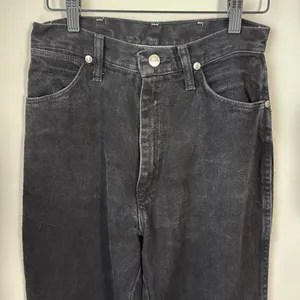 Wrangler Vintage Black High Rise Straight Mom Jean Bareback No Butt Pocket Jeans thumbnail 8