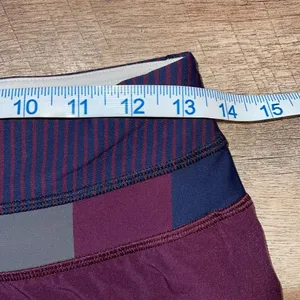 Lululemon Shorts Womens Lululemon Groovy Run Shorts‎ in Plum Lined Size 4 thumbnail 8