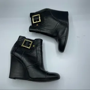Tory Burch Black Leather Ankle Boots Wedges Womens 5 Booties Luxury Gold Buckle thumbnail 3