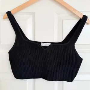 Aritzia Babaton‎ Knit Sculpt Black Ribbed Women's Crop Top Large thumbnail 2