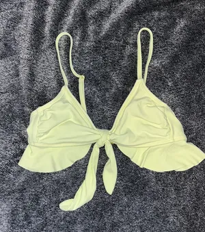 Bikini Top thumbnail 1