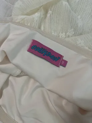 Edikted White Lace Top thumbnail 2