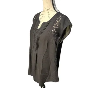 A Pea in The Pod Maternity Short‎ Sleeve Lace Insert Dressy Blouse Black Medium thumbnail 2