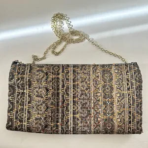 La Je expandable clutch purse thumbnail 1