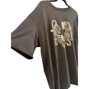 Women’s Black Tiger Graphic Tee Crew Neck Short Sleeve T-Shirt Size XL thumbnail 3