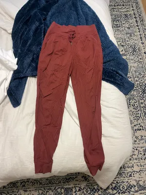 Lululemon Joggers Dance Studio thumbnail 1