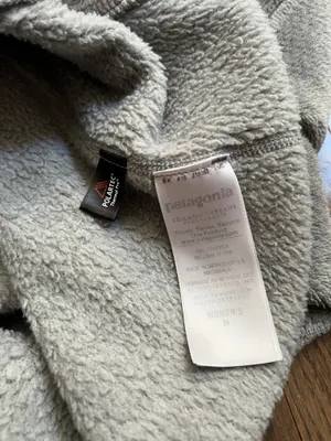 Patagonia Gray and purple fleece 1/4 snap fleece sweatshirt women’s medium thumbnail 6