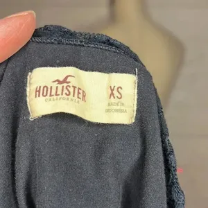 Hollister black short sleeve top with lace front Size XS Y2K preppy thumbnail 5