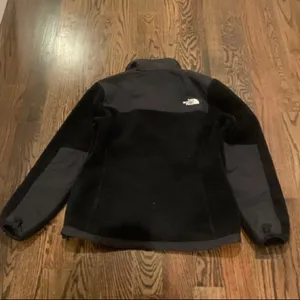 The Northface black Denali women’s coat med thumbnail 2