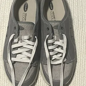 Dr. Scholl’s Memory Foam Cool Fit Grey Sneakers 9M thumbnail 2