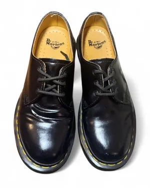 Dr. Martens Black smooth Leather Oxford Shoes Women’s 7 Yellow Stitch Lace Up thumbnail 1