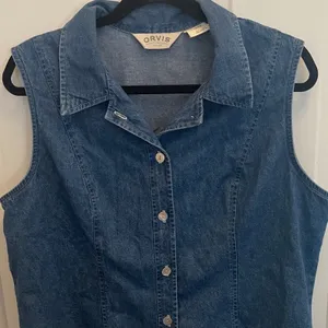 Orvis Womens Denim Vest Medium Wash Button Front Large Western Coastal Cowgirl thumbnail 1