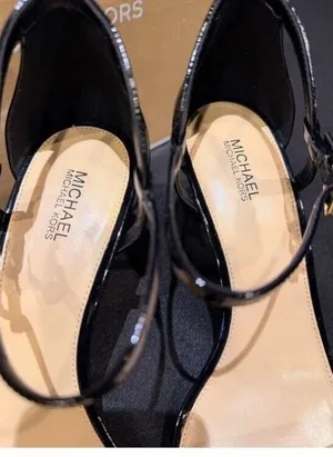 The Michael Kors Women Simone Mid Sandal Shoes in Black size 9 in box thumbnail 7