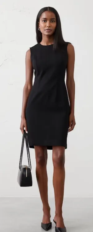 Professional Black dress Size 2 thumbnail 1