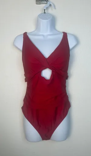 Cupshe Red Twist Front Keyhole Ruched One Piece Swimsuit 1X DGA12E5A017EE‎ thumbnail 1