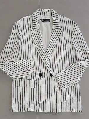 Zara Oversised White Blazer with Black Pinstripes Size XS thumbnail 5