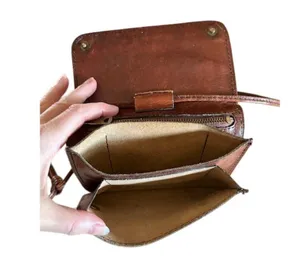 Vintage Brown Leather Crossbody Purse Minimalist Bag w/ Zipper & Snap Closure thumbnail 7