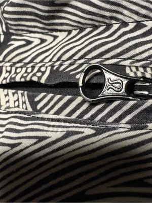 lululemon athletica Black & White Printed Women's Athletic Shorts thumbnail 5