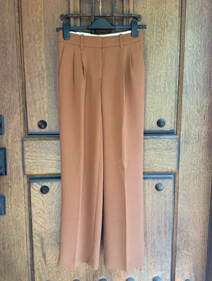 Aritzia Women’s Low Rise Wide-Leg Trousers — Brown Size 00 thumbnail 2