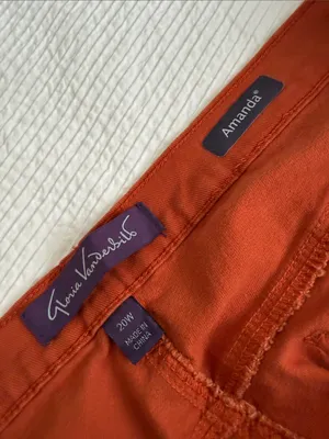 Gloria Vanderbilt Amanda cotton jean in burnt orange 20W Short thumbnail 3