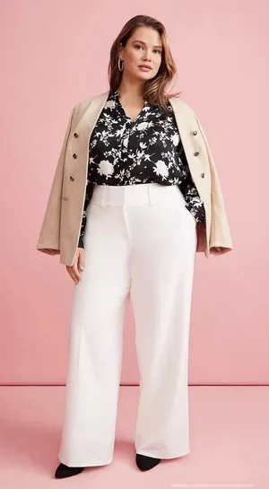 Lane Bryant Size‎ 18 Ivory Wide Leg Cropped Pants Pull On Stretch NWT thumbnail 1