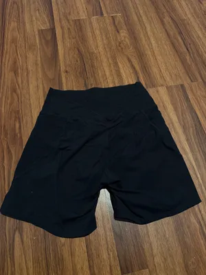 Black athletic shorts with pockets Size L thumbnail 3