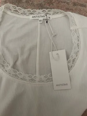 Anti star white cropped baby tee thumbnail 3