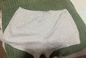 Skims Shorts thumbnail 1