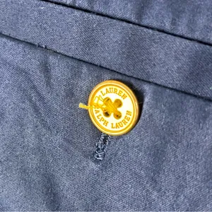 LAUREN RALPH LAUREN Navy Gold Buttons Pockets Bermuda Shorts 2 Preppy Modest thumbnail 6