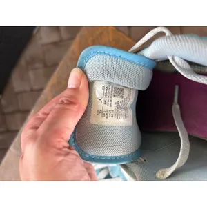 Jordan Air 1 Low GS 7Y 8.5W Glacier Blue White‎ Iridescent Sneakers FN7366-400 thumbnail 8