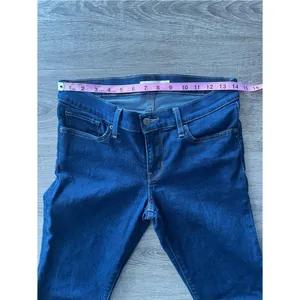 Levi’s 711 Skinny Jeans Womens 28 Dark Wash Mid Rise Stretch Denim Indigo Blue thumbnail 12