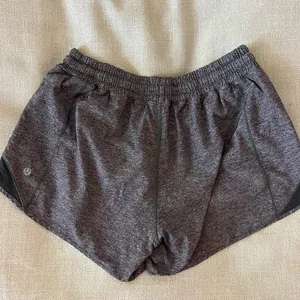Lululemon Hotty Hot Shorts - Gray thumbnail 2