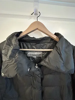 Eddie Bauer Down Puffer Jacket Black Size M thumbnail 2
