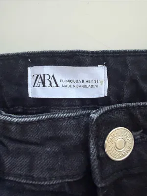Zara Black High Waisted Straight Legged Jeans size 8 thumbnail 4