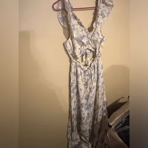 Anthropologie love Sam floral cut out dress small‎ thumbnail 2