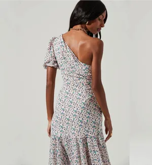 ASTR THE LABEL Santorini Floral One Shoulder Midi Dress thumbnail 3