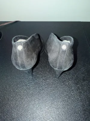Michael Kors Black Suede V-Shaped Platform Heels 7M thumbnail 2