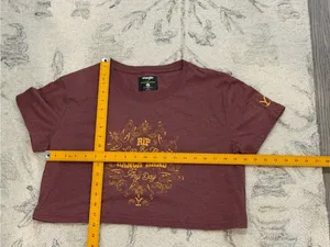 Wrangler x Yellowstone Ranch Hand Cropped Graphic Tee – Size M thumbnail 6