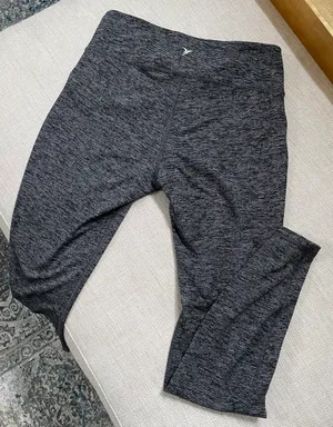Old Navy Active Leggings in Grey size M thumbnail 2